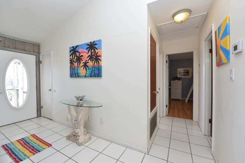 533 Gulf Bch Dr, Saint George Island FL  32328-2904 exterior