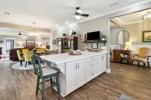 290 Rudy's Blaze, Wewahitchka, FL 32465 - Photo 9