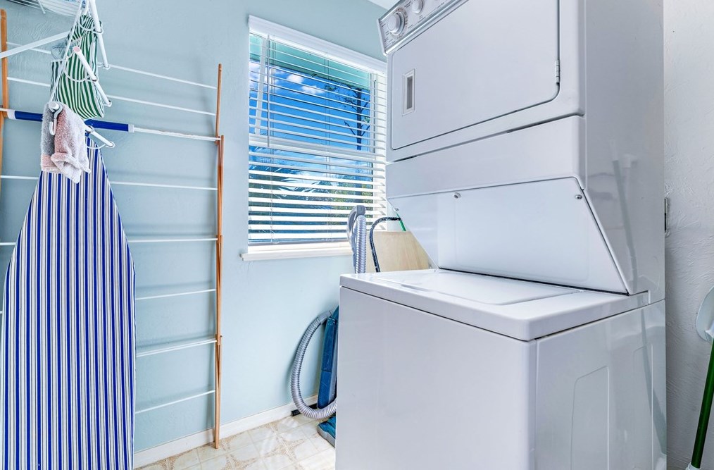 748 Bayshore, Saint George Island FL  32328-3358 exterior