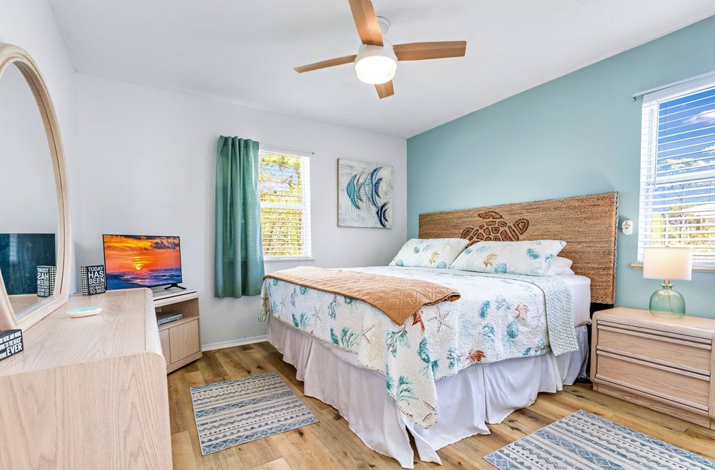 748 Bayshore, Saint George Island FL  32328-3358 exterior