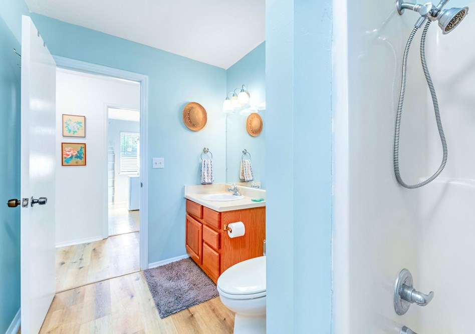 748 Bayshore, Saint George Island FL  32328-3358 exterior