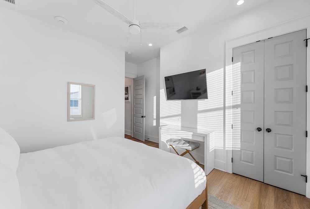 840 Gorrie Dr, Saint George Island FL  32328-2908 exterior