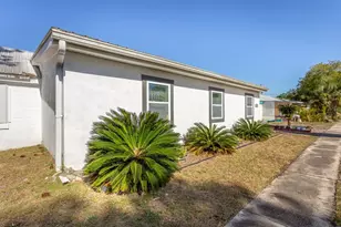 16-6 Collins Ave, Lanark Village, FL 32323 - Photo 3