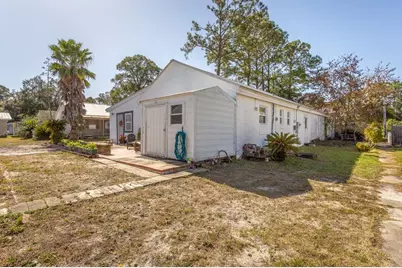 16-6 Collins Ave, Lanark Village, FL 32323 - Photo 7