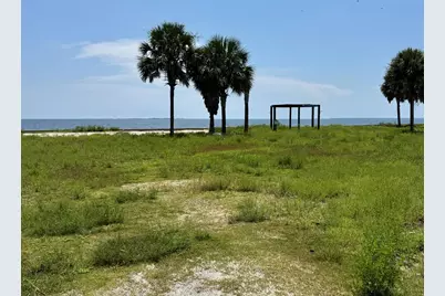 2156 Hwy 98 W, Carrabelle, FL 32322 - Photo 1