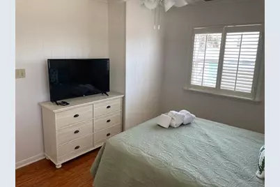 864 W Gorrie Dr, Saint George Island, FL 32328 - Photo 47