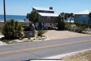 864 W Gorrie Dr, Saint George Island, FL 32328 - Photo 5