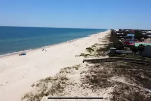 864 W Gorrie Dr, Saint George Island, FL 32328 - Photo 9