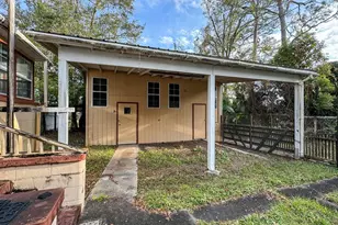 52 17th St, Apalachicola, FL 32320 - Photo 17