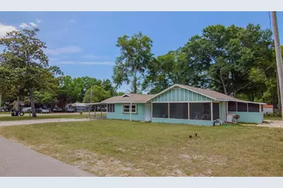 1012 NW Ave C, Carrabelle, FL 32322 - Photo 7