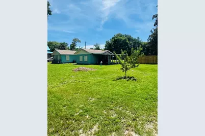 1012 NW Ave C, Carrabelle, FL 32322 - Photo 3