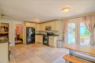 1012 N W Ave C, Carrabelle, FL 32322 - Photo 11