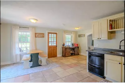 1012 NW Ave C, Carrabelle, FL 32322 - Photo 13