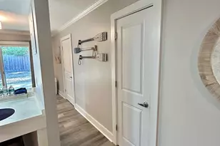 510 W 8th St, Carrabelle, FL 32322 - Photo 7