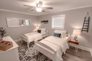 510 W 8th St, Carrabelle, FL 32322 - Photo 21