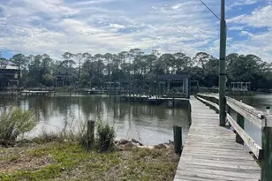 515 W Sawyer St, Saint George Island, FL 32328 - Photo 33