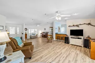 34 S Bay Shore Dr, Eastpoint, FL 32328 - Photo 37