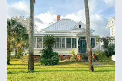 142 4th St, Apalachicola, FL 32320 - Photo 1