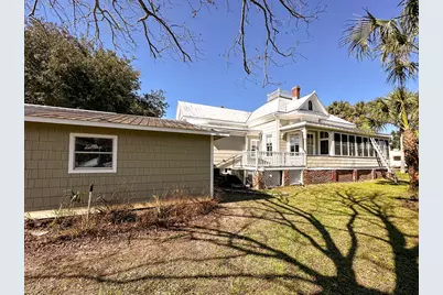 142 4th St, Apalachicola, FL 32320 - Photo 29