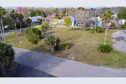 99 11th St, Apalachicola, FL 32320 - Photo 3