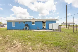 901 E Gorrie Dr, Saint George Island, FL 32328 - Photo 33