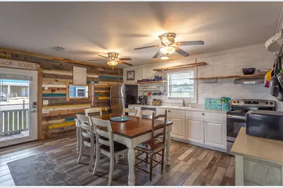 901 E Gorrie Dr, Saint George Island, FL 32328 - Photo 5