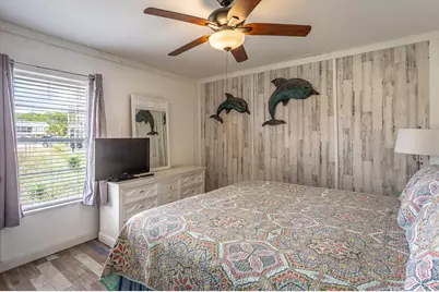 901 E Gorrie Dr, Saint George Island, FL 32328 - Photo 13