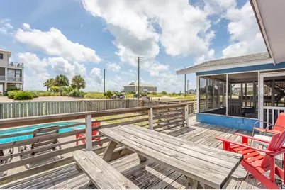 901 E Gorrie Dr, Saint George Island, FL 32328 - Photo 25