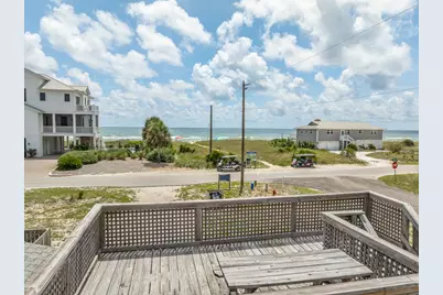 901 E Gorrie Dr, Saint George Island, FL 32328 - Photo 7