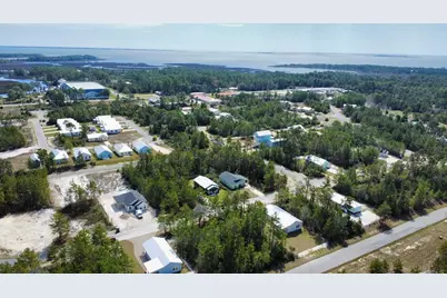 1727 Landing St, Carrabelle, FL 32322 - Photo 15