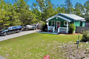 1727 Landing St, Carrabelle, FL 32322 - Photo 7