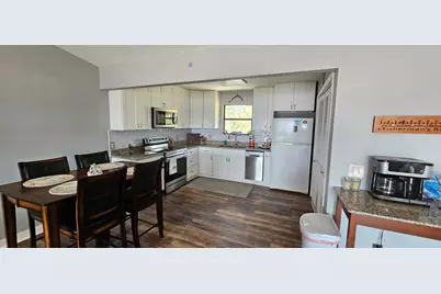 2248 Hwy 98 E, Lanark Village, FL 32322 - Photo 9