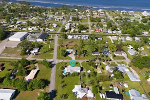 1321 Mc Clelland Ave, Port Saint Joe, FL 32456 - Photo 9