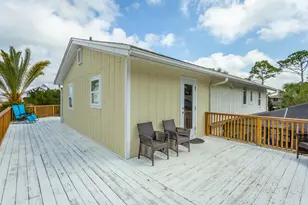 400 Mccloud St, Saint George Island, FL 32328 - Photo 23