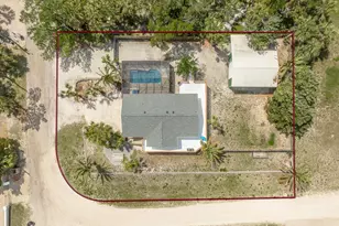 400 Mccloud St, Saint George Island, FL 32328 - Photo 3