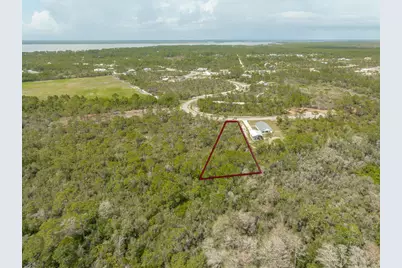 333 Blue Heron Dr, Eastpoint, FL 32328 - Photo 3