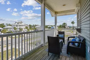 724 E Gulf Beach Dr, Saint George Island, FL 32328 - Photo 25