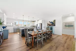 725 E Gorrie Dr, Saint George Island, FL 32328 - Photo 9