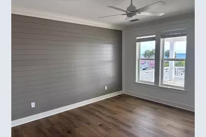 725 E Gorrie Dr, Saint George Island, FL 32328 - Photo 11