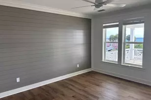 725 E Gorrie Dr, Saint George Island, FL 32328 - Photo 11