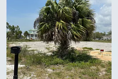 14/15 Atlantic St, Port Saint Joe, FL 32456 - Photo 3