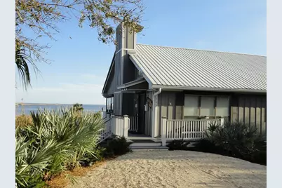 130 Bay Ave, Apalachicola, FL 32320 - Photo 1