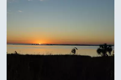 130 Bay Ave, Apalachicola, FL 32320 - Photo 5