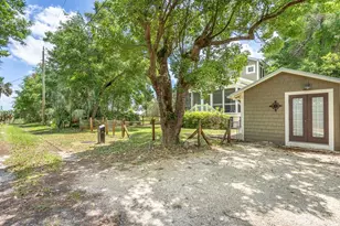 15 8th St, Apalachicola, FL 32320 - Photo 31