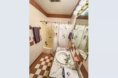 38 E M Davis Dr, Sopchoppy, FL 32358 - Photo 27