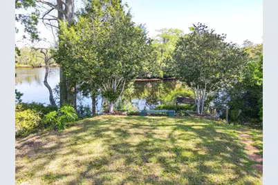 38 E M Davis Dr, Sopchoppy, FL 32358 - Photo 3