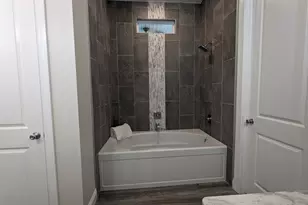 383 Gramercy Plantation Blvd, Eastpoint, FL 32328 - Photo 13