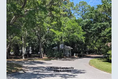 383 Gramercy Plantation Blvd, Eastpoint, FL 32328 - Photo 27