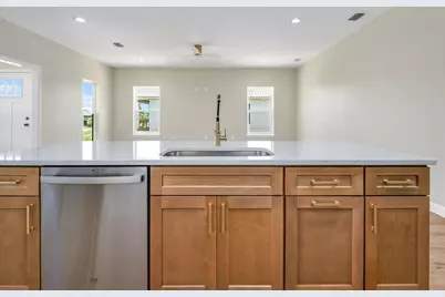 7016 Americus Ave, Port Saint Joe, FL 32456 - Photo 9