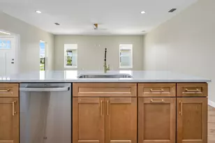 7016 Americus Ave, Port Saint Joe, FL 32456 - Photo 9